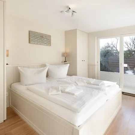 Lister Eck 1 Apartment